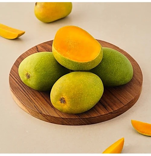 Ratnagiri Alphonso Mango - by Vinay Ketkar (Ripen in 2-3 days)